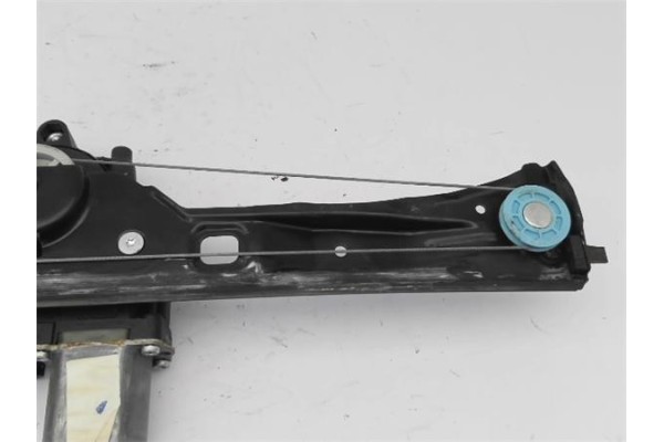 Recambio de elevalunas electrico delantero derecho para fiat qubo (300) 1.3 active referencia OEM IAM 1368329080 130822399 