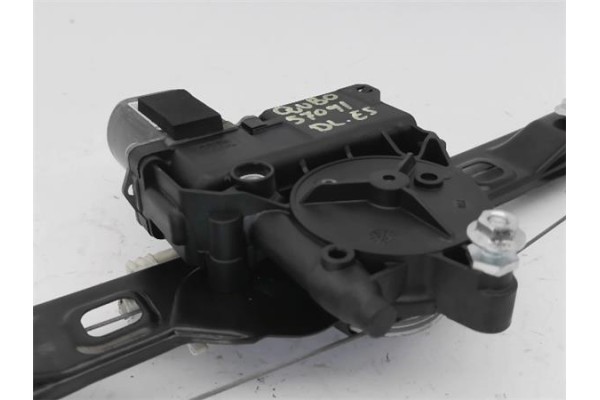Recambio de elevalunas electrico delantero izquierdo para fiat qubo (300) 1.3 active referencia OEM IAM 1368331080 130822398 