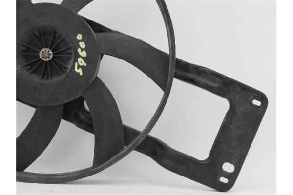 Recambio de electroventilador para renault twingo i (c06) 1.2 (c066/67/68) referencia OEM IAM 7701206548  