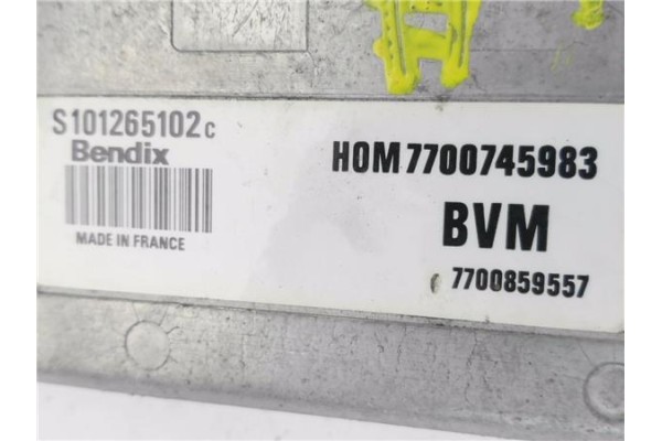 Recambio de centralita para renault r 25 (b29) 2.0 referencia OEM IAM 7700745983 S101265102C 