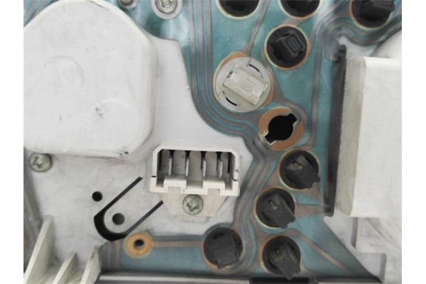 Recambio de cuadro completo para peugeot 205 berlina 1.4 referencia OEM IAM 611385  