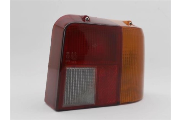 Recambio de piloto trasero derecho para peugeot 205 berlina 1.4 referencia OEM IAM 635129  