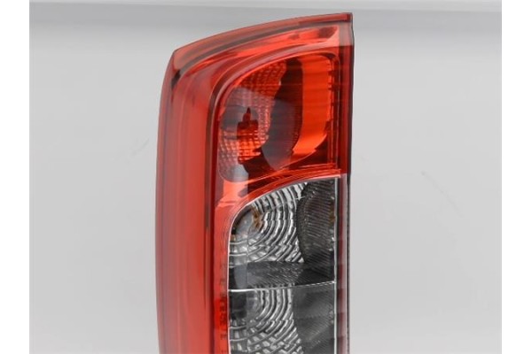 Recambio de piloto trasero izquierdo para fiat qubo (300) 1.3 active referencia OEM IAM 1358250080 183222743 