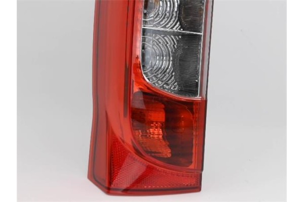 Recambio de piloto trasero izquierdo para fiat qubo (300) 1.3 active referencia OEM IAM 1358250080 183222743 