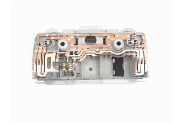 Recambio de luz delantero central techo para volkswagen golf iv berlina (1j1) 1.9 tdi referencia OEM IAM   