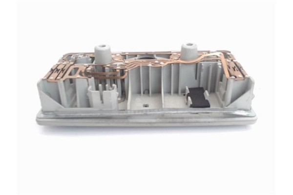 Recambio de luz delantero central techo para volkswagen golf iv berlina (1j1) 1.9 tdi referencia OEM IAM   