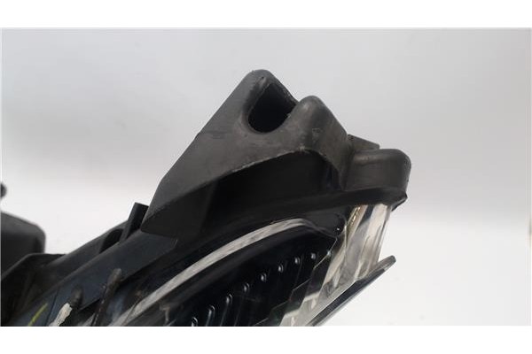 Recambio de faro delantero dcho para renault laguna ii (bg0) referencia OEM IAM 7700420129 1EJ007833-02 