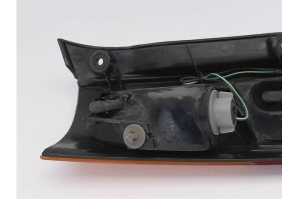 Recambio de piloto trasero derecho para honda cr-v i (rd) 2.0 referencia OEM IAM 33501S10G01  