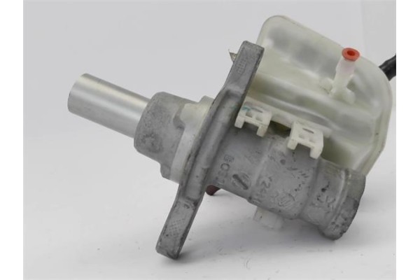 Recambio de bomba freno para citroen c4 berlina 1.6 exclusive referencia OEM IAM 4601Y4  
