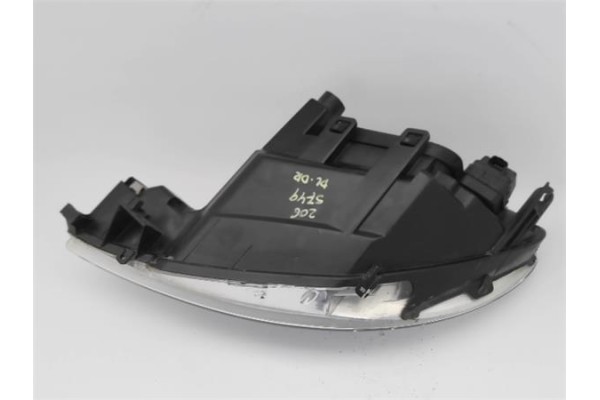 Recambio de faro delantero dcho para peugeot 206 1.4 i referencia OEM IAM 6205S9  