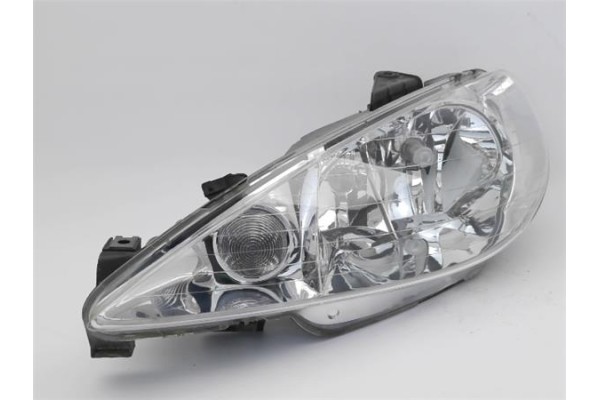 Recambio de faro delantero izquierdo para peugeot 206 1.4 i referencia OEM IAM 6204S9  