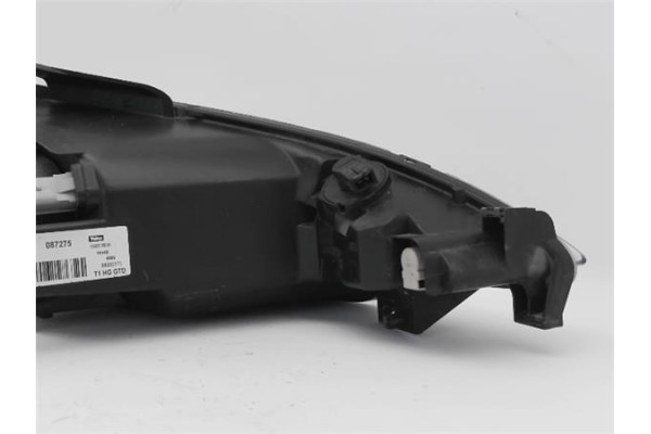 Recambio de faro delantero izquierdo para peugeot 206 1.4 i referencia OEM IAM 6204S9  