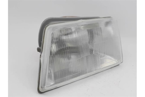 Recambio de faro delantero izquierdo para peugeot 205 berlina 1.4 referencia OEM IAM 6204A4  