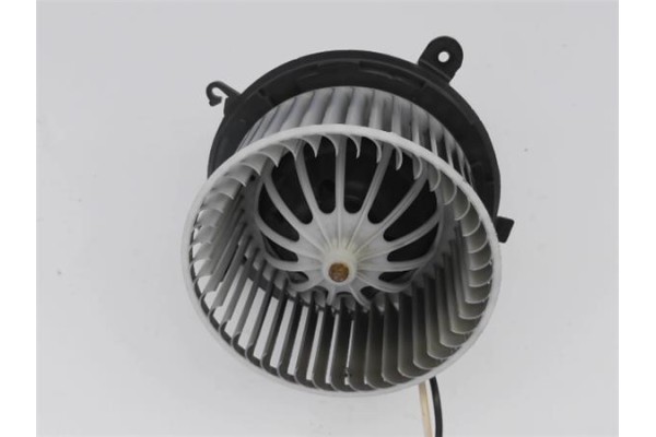Recambio de motor calefaccion para opel astra j 1.7 cdti referencia OEM IAM 1845105 U7253002 
