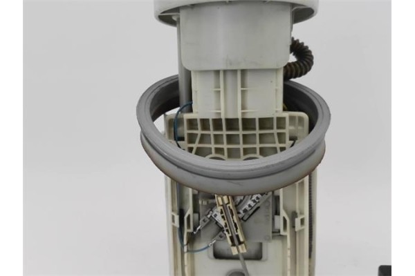 Recambio de bomba combustible para seat ibiza (6l1) 1.9 tdi referencia OEM IAM 6Q0919050A  