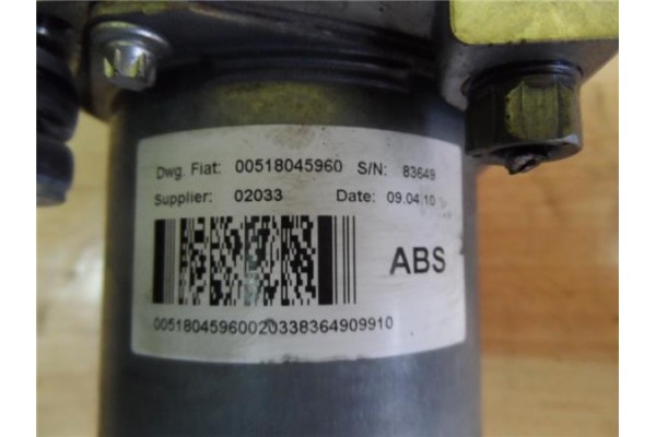 Recambio de mando intermitencia para toyota aygo (kgb/wnb) 1.4 básico referencia OEM IAM 843060H010 841400H010 