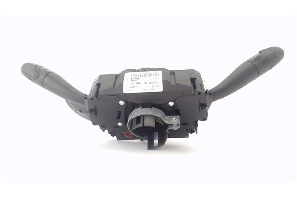 Recambio de mando intermitencia para peugeot 207 1.6 hdi referencia OEM IAM 96657274XT  