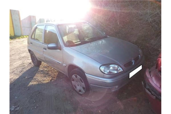 citroen saxo (1999 ) del año 