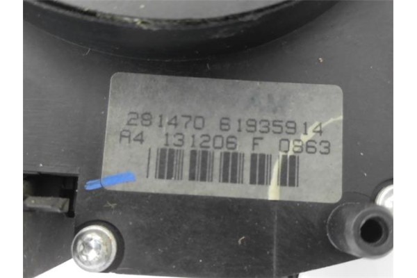 Recambio de mando intermitencia para peugeot 207 1.4 16v referencia OEM IAM 96630732XT 96657274XT 