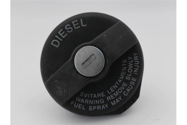 Recambio de tapon combustible para fiat qubo (300) 1.3 active referencia OEM IAM 46785426  