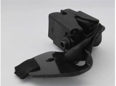 Recambio de anclaje cinturon trasero izquierdo para renault clio ii fase ii (b/cb0) 1.4 authentique referencia OEM IAM 820068404