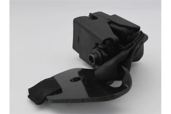 Recambio de anclaje cinturon trasero izquierdo para renault clio ii fase ii (b/cb0) 1.4 authentique referencia OEM IAM 820068404