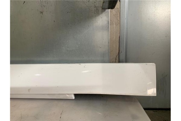 Recambio de spoiler talonera lat. izquierda para alfa romeo giulia (952) 2.0 super referencia OEM IAM   