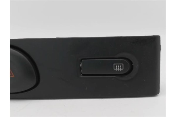 Recambio de mando multifuncion para renault clio ii fase ii (b/cb0) 1.4 authentique referencia OEM IAM 8200071224  