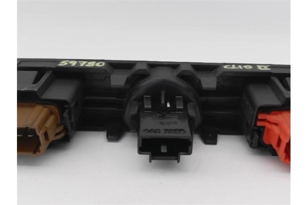 Recambio de mando multifuncion para renault clio ii fase ii (b/cb0) 1.4 authentique referencia OEM IAM 8200071224  