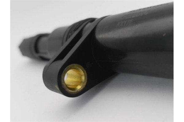 Recambio de bobina encendido para renault clio ii fase ii (b/cb0) 1.4 authentique referencia OEM IAM 224332597R  