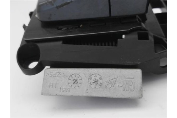 Recambio de maneta exterior delantero derecha para opel astra j 1.7 cdti referencia OEM IAM 138616  
