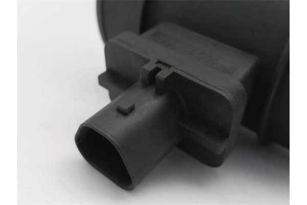 Recambio de caudalimetro para opel astra j 1.7 cdti referencia OEM IAM 836655 F00C2G8001 