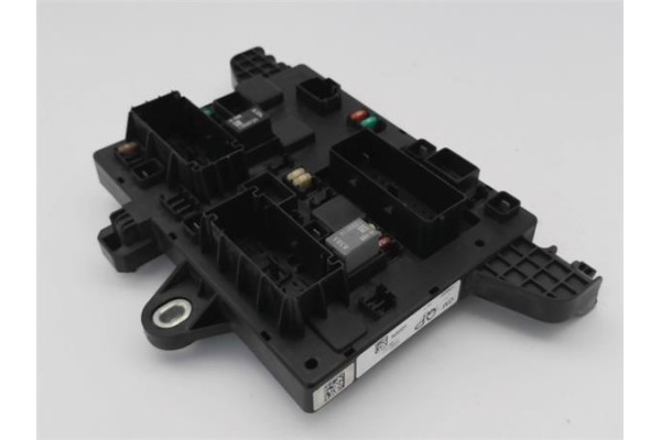 Recambio de caja fusibles/rele para opel astra j 1.7 cdti referencia OEM IAM 1247079 365927271 