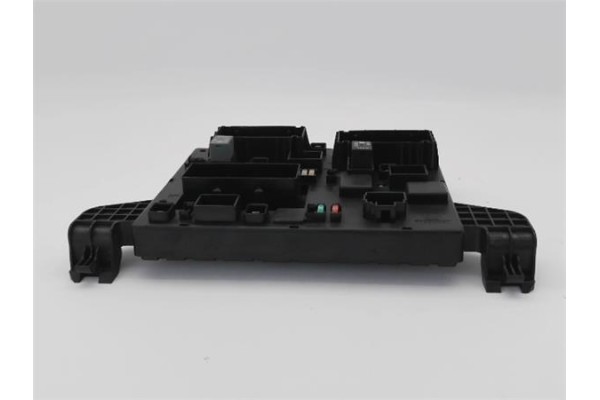 Recambio de caja fusibles/rele para opel astra j 1.7 cdti referencia OEM IAM 1247079 365927271 