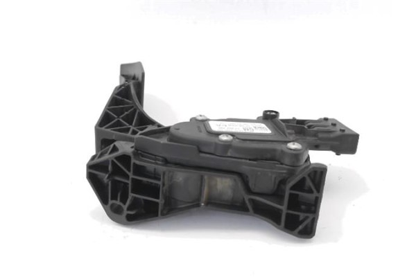 Recambio de pedal acelerador para opel astra j 1.7 cdti referencia OEM IAM 848040 13252702 