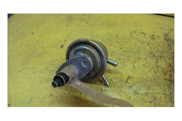 Recambio de bomba combustible para opel kadett e (1984) 1.6 s referencia OEM IAM   