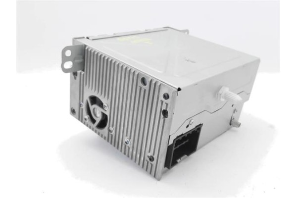 Recambio de radio / cd para opel astra j 1.7 cdti referencia OEM IAM 1780741 13334053 