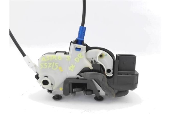 Recambio de cierre electromagnetico delantero derecho para opel astra j 1.7 cdti referencia OEM IAM 133727 3023880RH1 