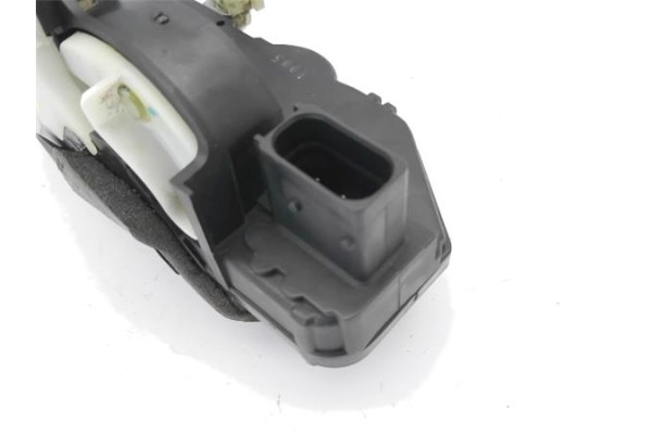 Recambio de cierre electromagnetico delantero derecho para opel astra j 1.7 cdti referencia OEM IAM 133727 3023880RH1 