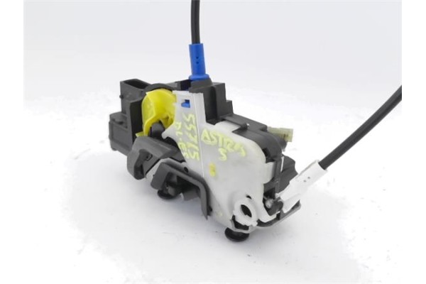 Recambio de cierre electromagnetico delantero izquierdo para opel astra j 1.7 cdti referencia OEM IAM 133726 3023881LH1 
