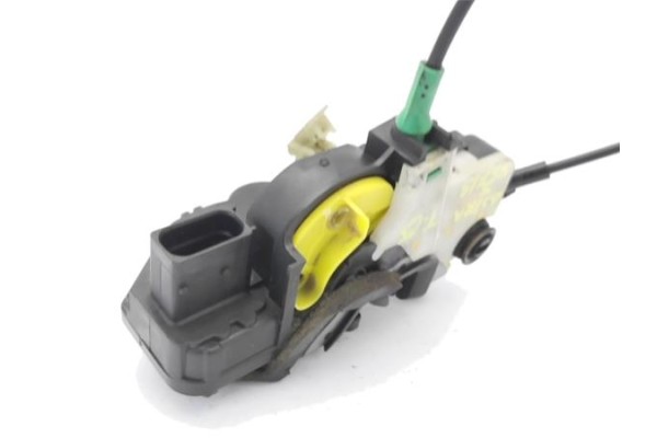 Recambio de cierre electromagnetico trasero izquierdo para opel astra j 1.7 cdti referencia OEM IAM 133698 3023881LHZ 