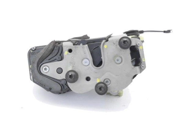 Recambio de cierre electromagnetico trasero izquierdo para opel astra j 1.7 cdti referencia OEM IAM 133698 3023881LHZ 