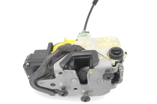Recambio de cierre electromagnetico trasero izquierdo para opel astra j 1.7 cdti referencia OEM IAM 133698 3023881LHZ 