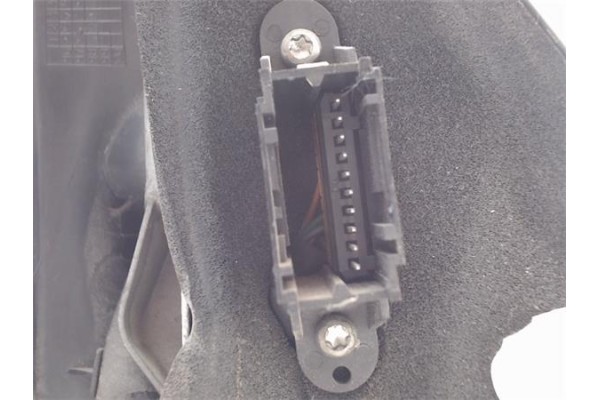 Recambio de retrovisor electrico izquierdo para renault megane i classic (la0) referencia OEM IAM 014008  