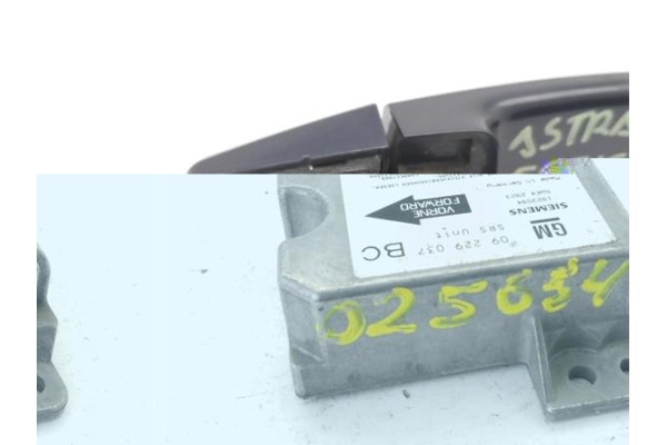 Recambio de llave para opel astra j 1.7 cdti referencia OEM IAM 139467 25799293 