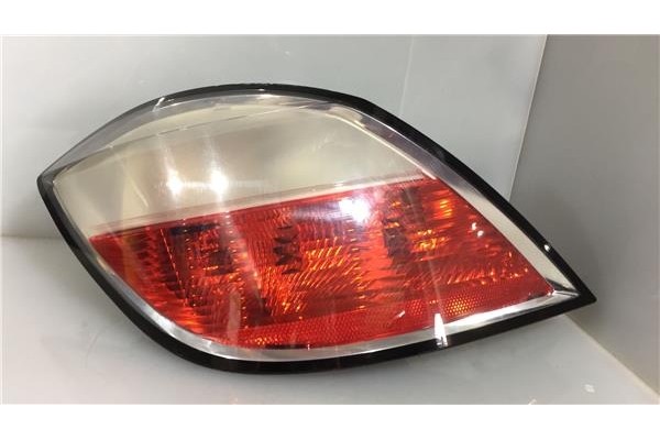 Recambio de piloto trasero izquierdo para opel astra h berlina 1.7 cdti referencia OEM IAM 24451835 00865301 Recambio de piloto trasero izquierdo para opel astra h berlina 1.7 cdti referencia OEM IAM 24451835 00865301