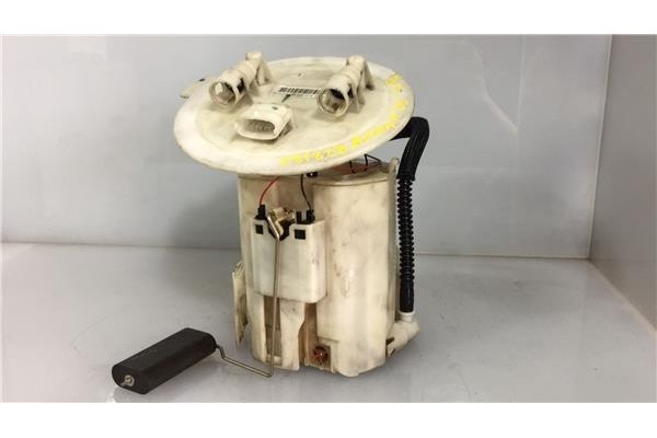 Recambio de bomba combustible para opel astra h berlina 1.7 cdti referencia OEM IAM 132386 0500300052 
