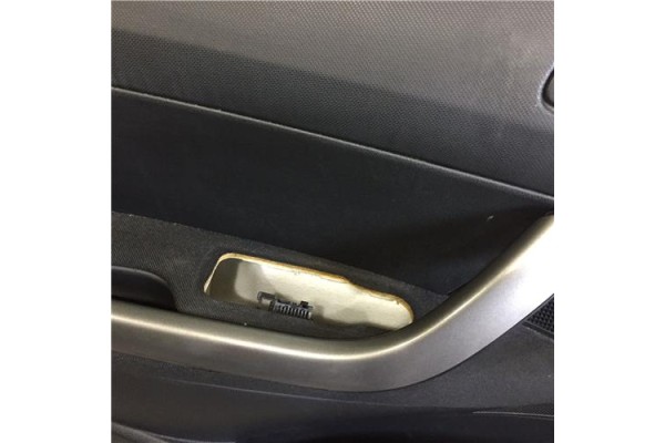 Recambio de puerta delantero izquierda para peugeot 308 1.6 gt referencia OEM IAM 9002AW  