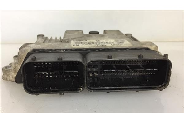 Recambio de centralita para opel astra h berlina 1.7 cdti referencia OEM IAM 55560810 0281012694 