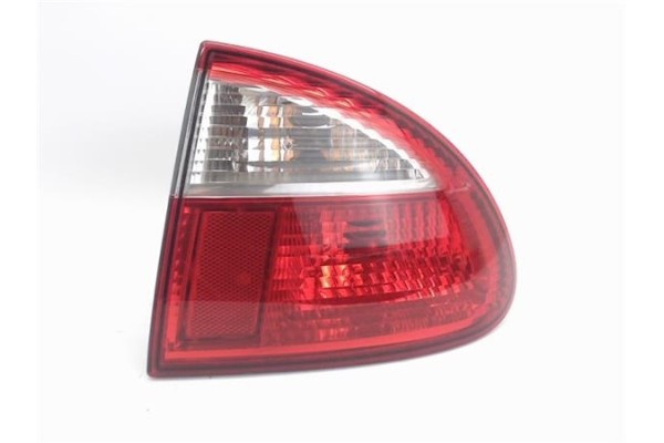 Recambio de piloto trasero derecho para seat leon (1m1) 1.6 16 v referencia OEM IAM 1M6945258  